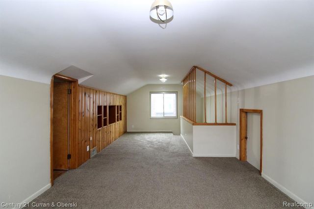 7907 W Morrow Circle, Dearborn, MI 48126