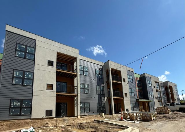 2645 Burton Road Bld 4, Ann Arbor, MI 48104