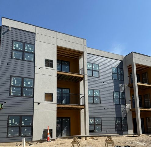 2645 Burton Road Bld 4, Ann Arbor, MI 48104