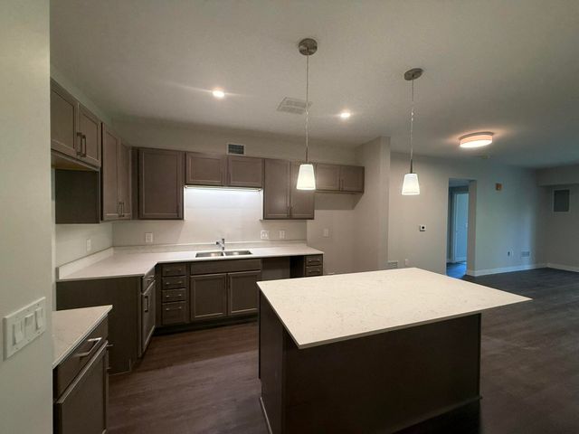 2645 Burton Road Bld 4, Ann Arbor, MI 48104