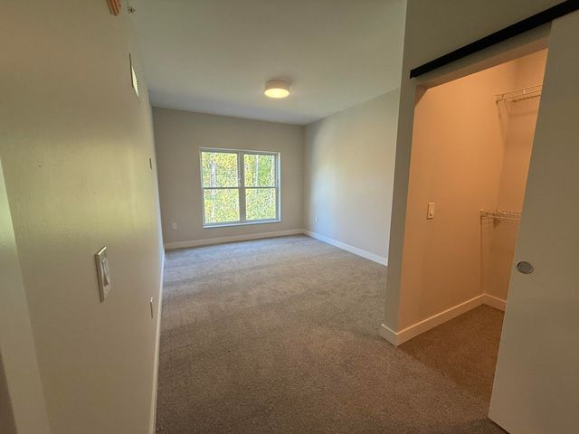 2645 Burton Road Bld 4, Ann Arbor, MI 48104