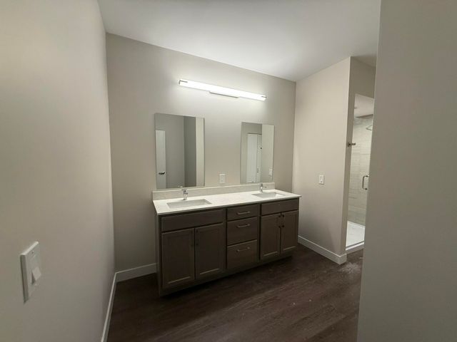 2645 Burton Road Bld 4, Ann Arbor, MI 48104