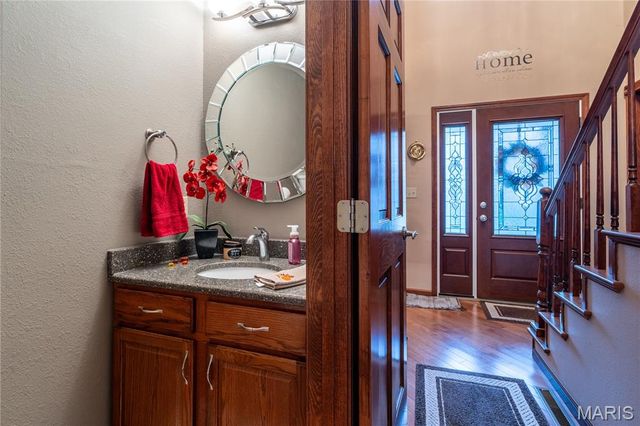 19 Chelsea Road, Collinsville, IL 62234