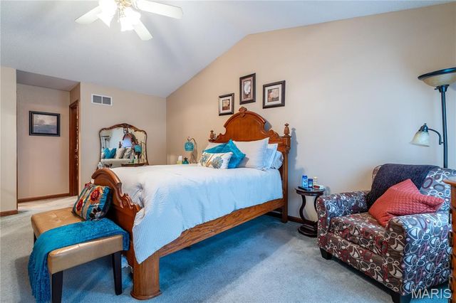 19 Chelsea Road, Collinsville, IL 62234