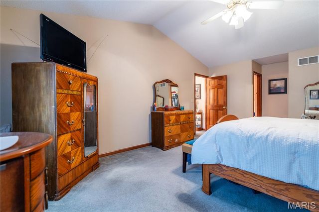 19 Chelsea Road, Collinsville, IL 62234