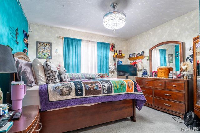 19 Chelsea Road, Collinsville, IL 62234