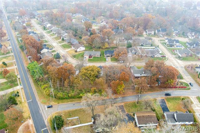 19 Chelsea Road, Collinsville, IL 62234