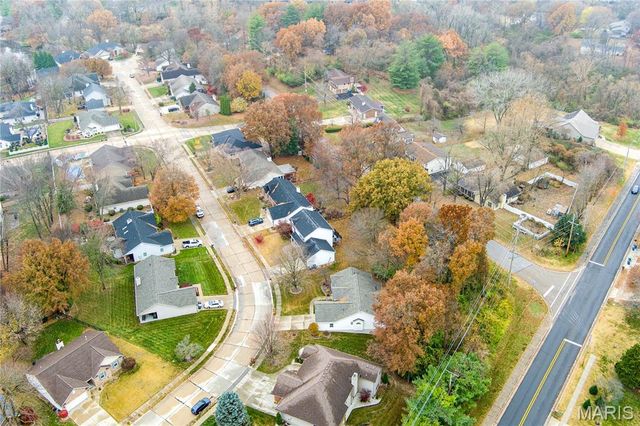 19 Chelsea Road, Collinsville, IL 62234