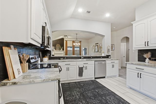 4003 Gabi Avenue, Heartland, TX 75126