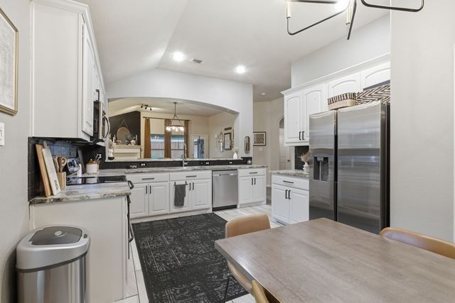 4003 Gabi Avenue, Heartland, TX 75126