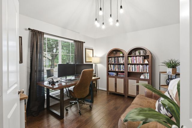 4003 Gabi Avenue, Heartland, TX 75126