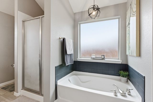 4003 Gabi Avenue, Heartland, TX 75126