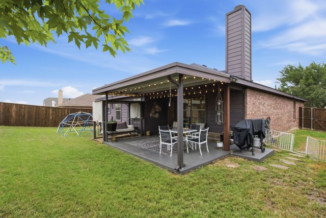 4003 Gabi Avenue, Heartland, TX 75126