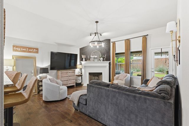 4003 Gabi Avenue, Heartland, TX 75126