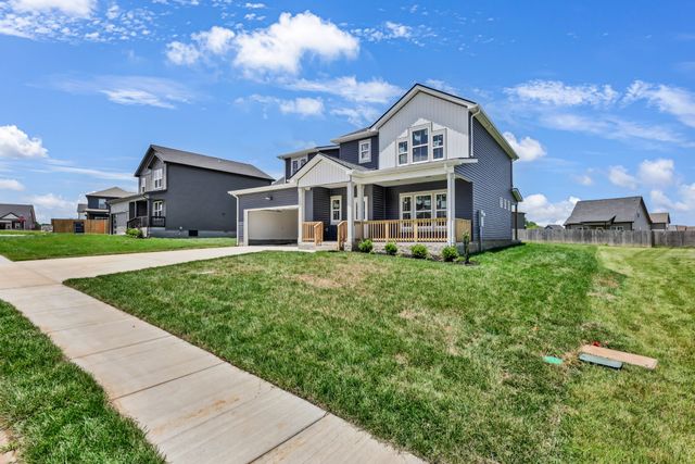 160 Leitrim Dr, Clarksville, TN 37042