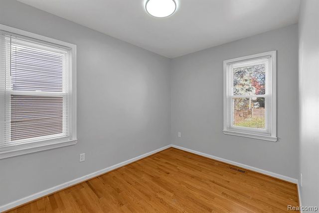 3237 Pardee Avenue, Dearborn, MI 48124