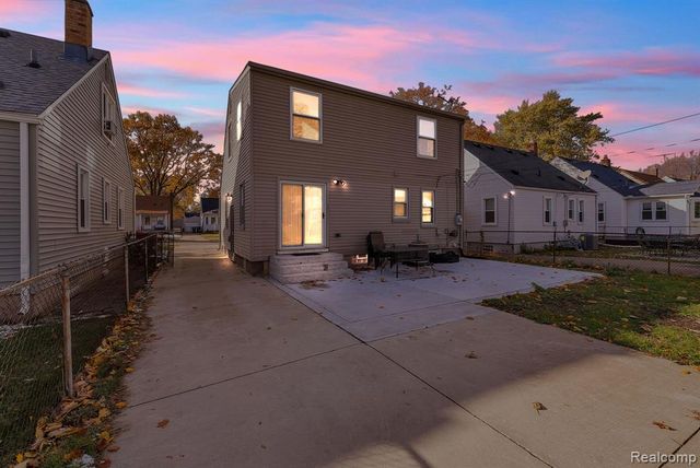 3237 Pardee Avenue, Dearborn, MI 48124