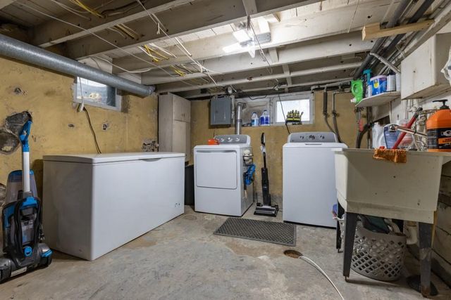 1019 SINGLE AVENUE, Wausau, WI 54403