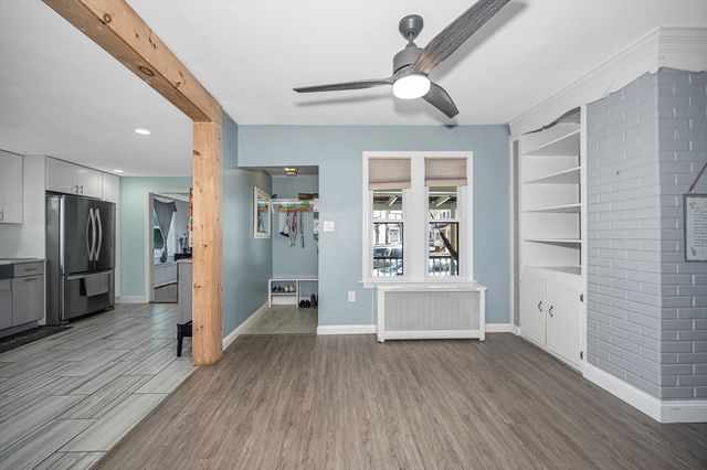 5 Ready Ave, Lowell, MA 01854