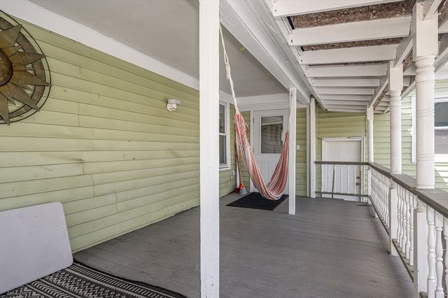 5 Ready Ave, Lowell, MA 01854