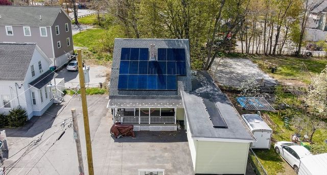 5 Ready Ave, Lowell, MA 01854