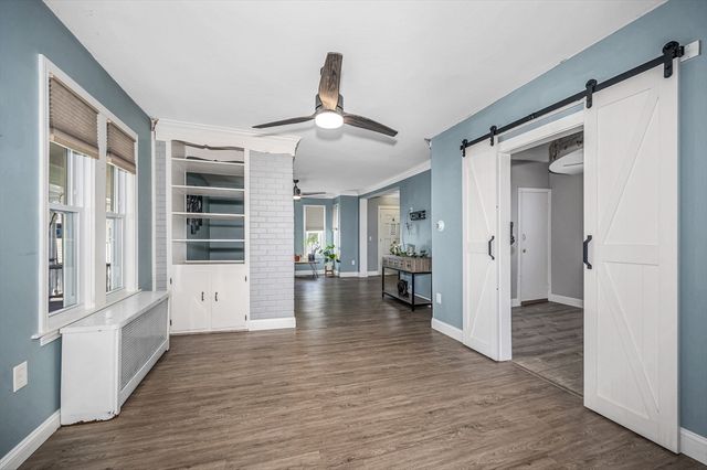 5 Ready Ave, Lowell, MA 01854