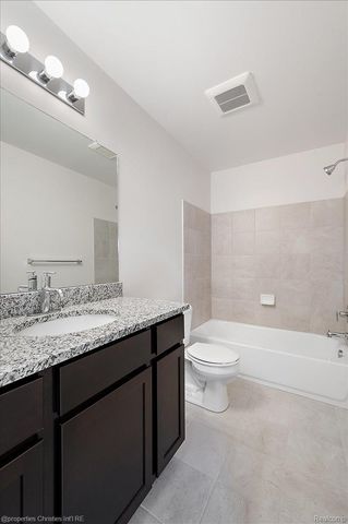 4953 Treeside Lane, Troy, MI 48098