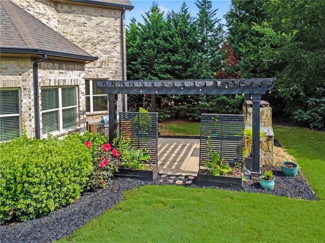 1977 Stonewater Court, Hoschton, GA 30548