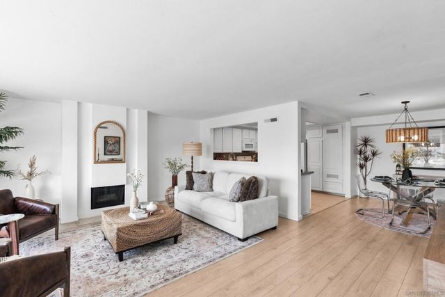 92 Montego Ct, Coronado, CA 92118
