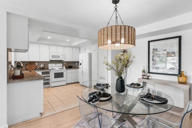 92 Montego Ct, Coronado, CA 92118