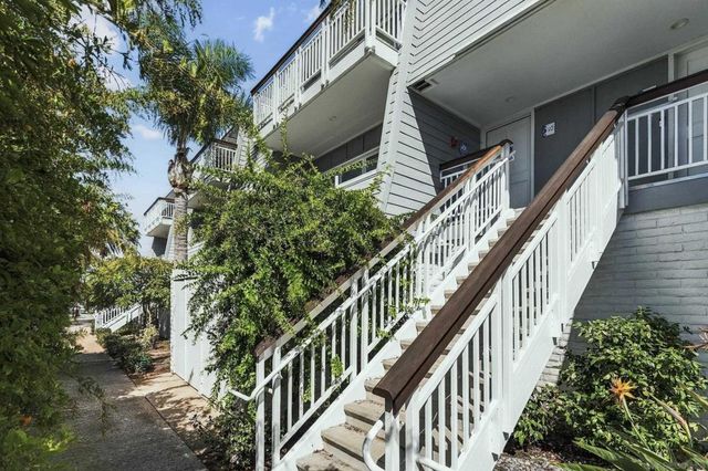 92 Montego Ct, Coronado, CA 92118