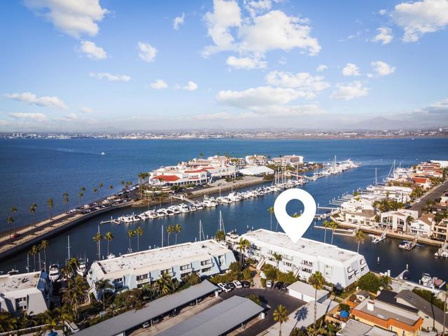 92 Montego Ct, Coronado, CA 92118