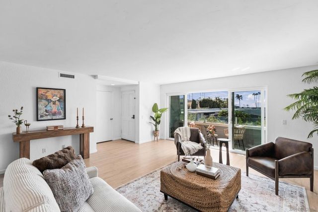 92 Montego Ct, Coronado, CA 92118