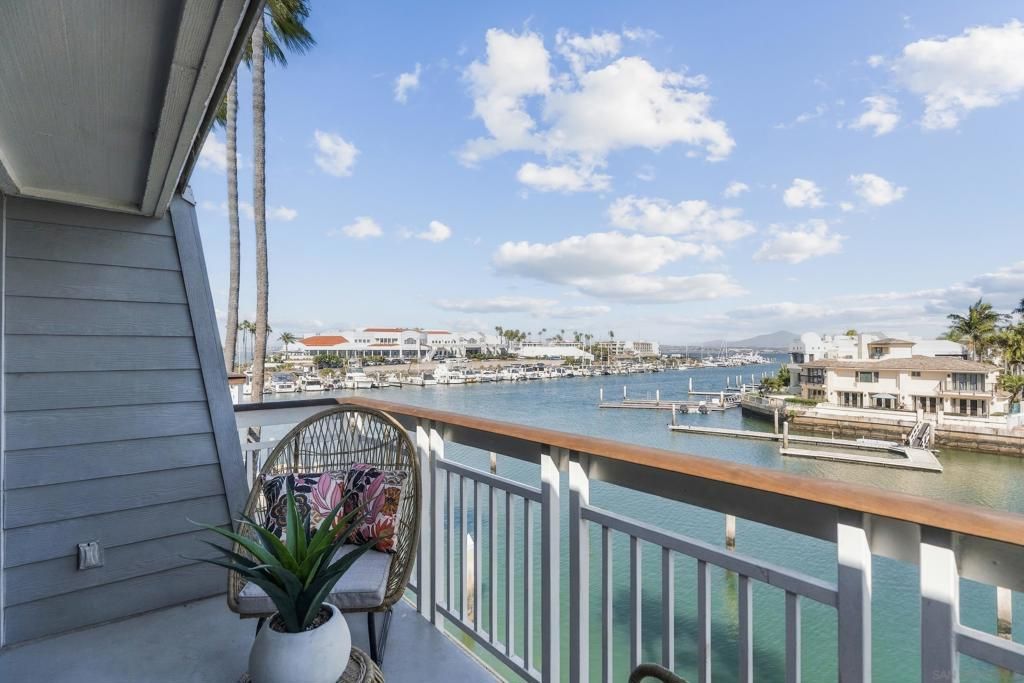 92 Montego Ct, Coronado, CA 92118