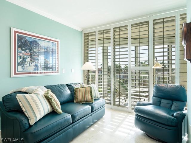 3971 Gulf Shore Blvd. N. 505, Naples, FL 34103