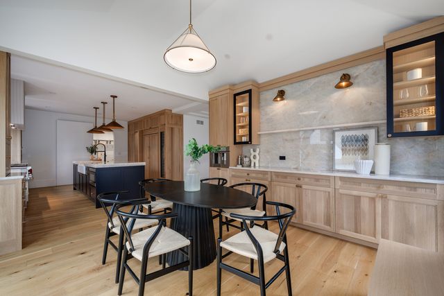 476 Park Avenue, Glencoe, IL 60022