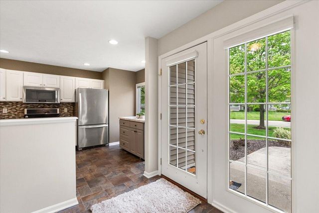 2107 Blue Bell Way Nw, City Of Grand Rapids, MI 49504