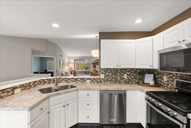 2107 Blue Bell Way Nw, City Of Grand Rapids, MI 49504