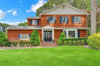 9 Jamar Lane, Lake Ronkonkoma, NY 11779