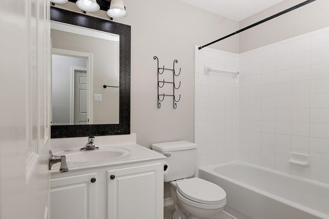 11 Scenic Brook Court, The Woodlands, TX 77382