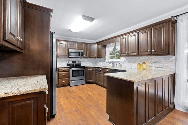 226 Maple Hill Rd, Lebanon, TN 37087