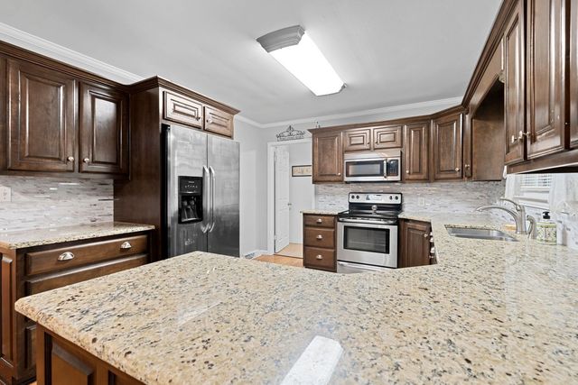 226 Maple Hill Rd, Lebanon, TN 37087