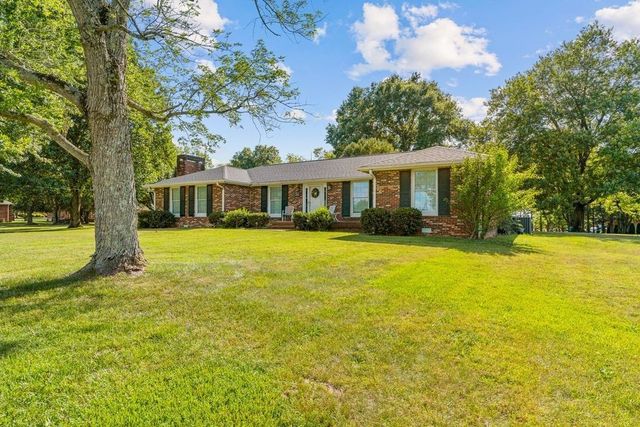 226 Maple Hill Rd, Lebanon, TN 37087