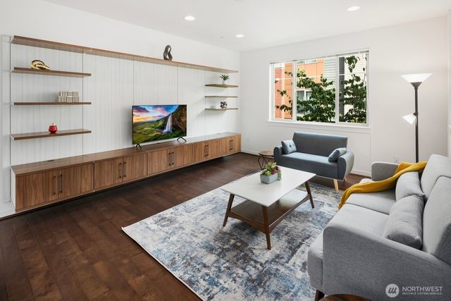 15788 NE 14th Alley, Bellevue, WA 98008