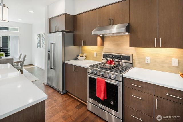 15788 NE 14th Alley, Bellevue, WA 98008