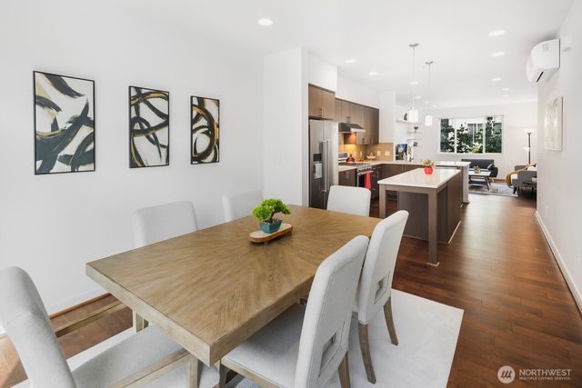 15788 NE 14th Alley, Bellevue, WA 98008