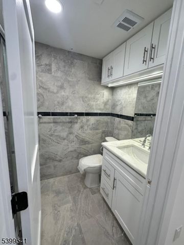 23 Ralph St, Belleville Twp., NJ 07109