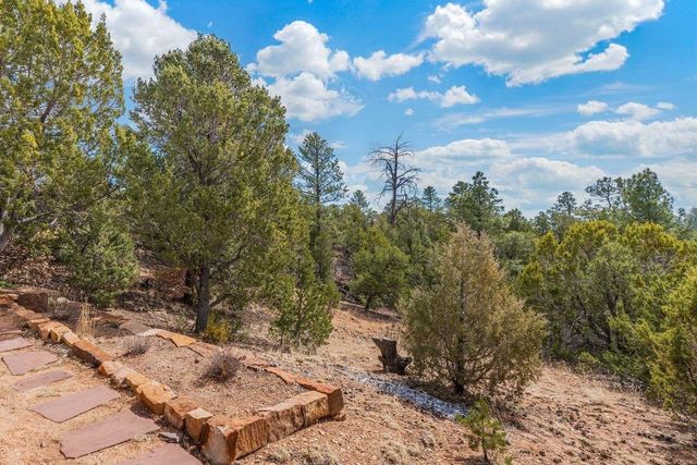 87 Quartz Trail, Santa Fe, NM 87505