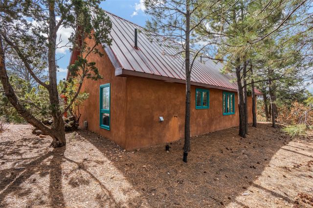 87 Quartz Trail, Santa Fe, NM 87505