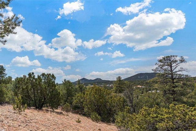 87 Quartz Trail, Santa Fe, NM 87505